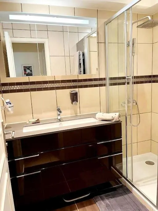 Duplex Apartment, Sea View And Swimming Pool Nice Apartment
