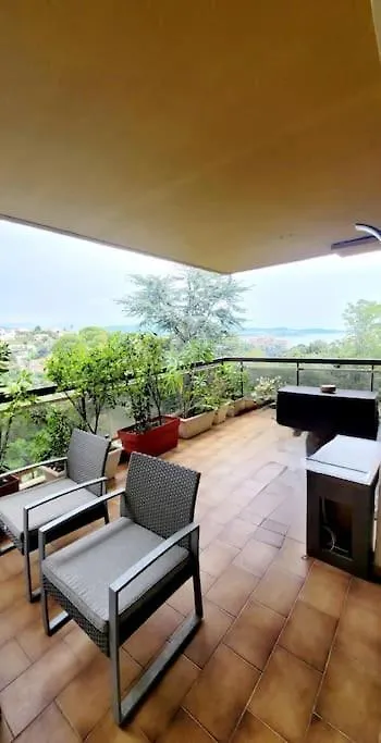 Duplex Apartment, Sea View And Swimming Pool Nice