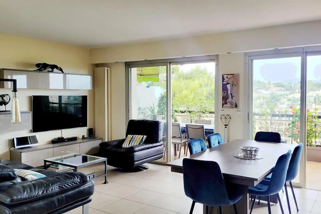 Duplex Apartment, Sea View And Swimming Pool Nice