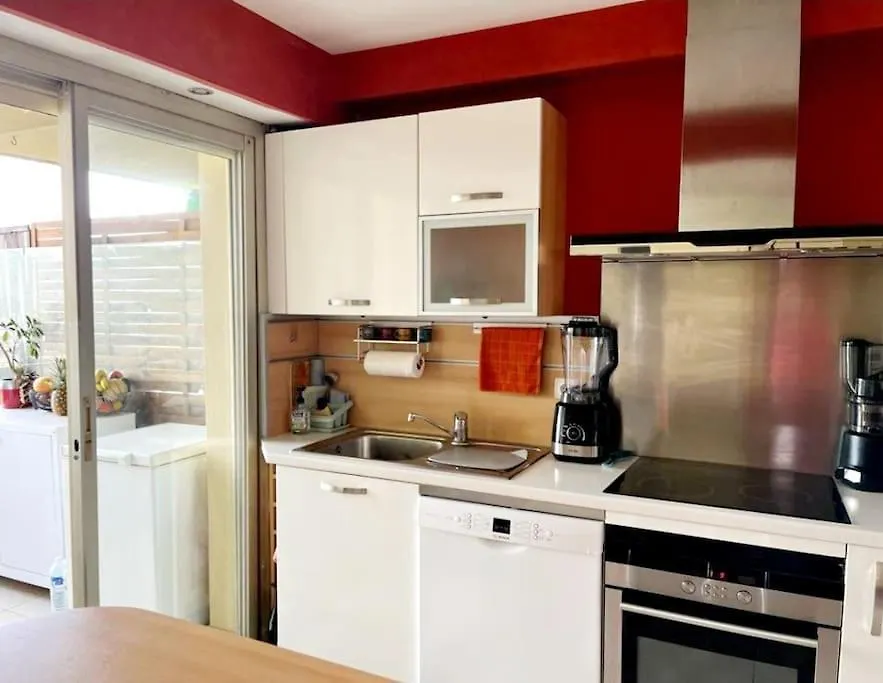 Duplex Apartment, Sea View And Swimming Pool Nice